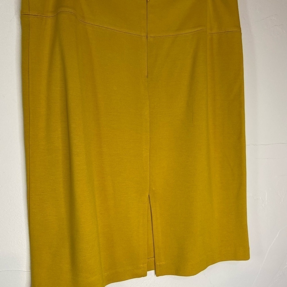 I.N.C International Concepts~Mustard Yellow Pencil Skirt~Back Slit~Size 12 - Picture 6 of 6